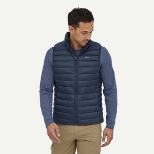 Patagonia Men's Navy Down Puffer Vest - Size Medium